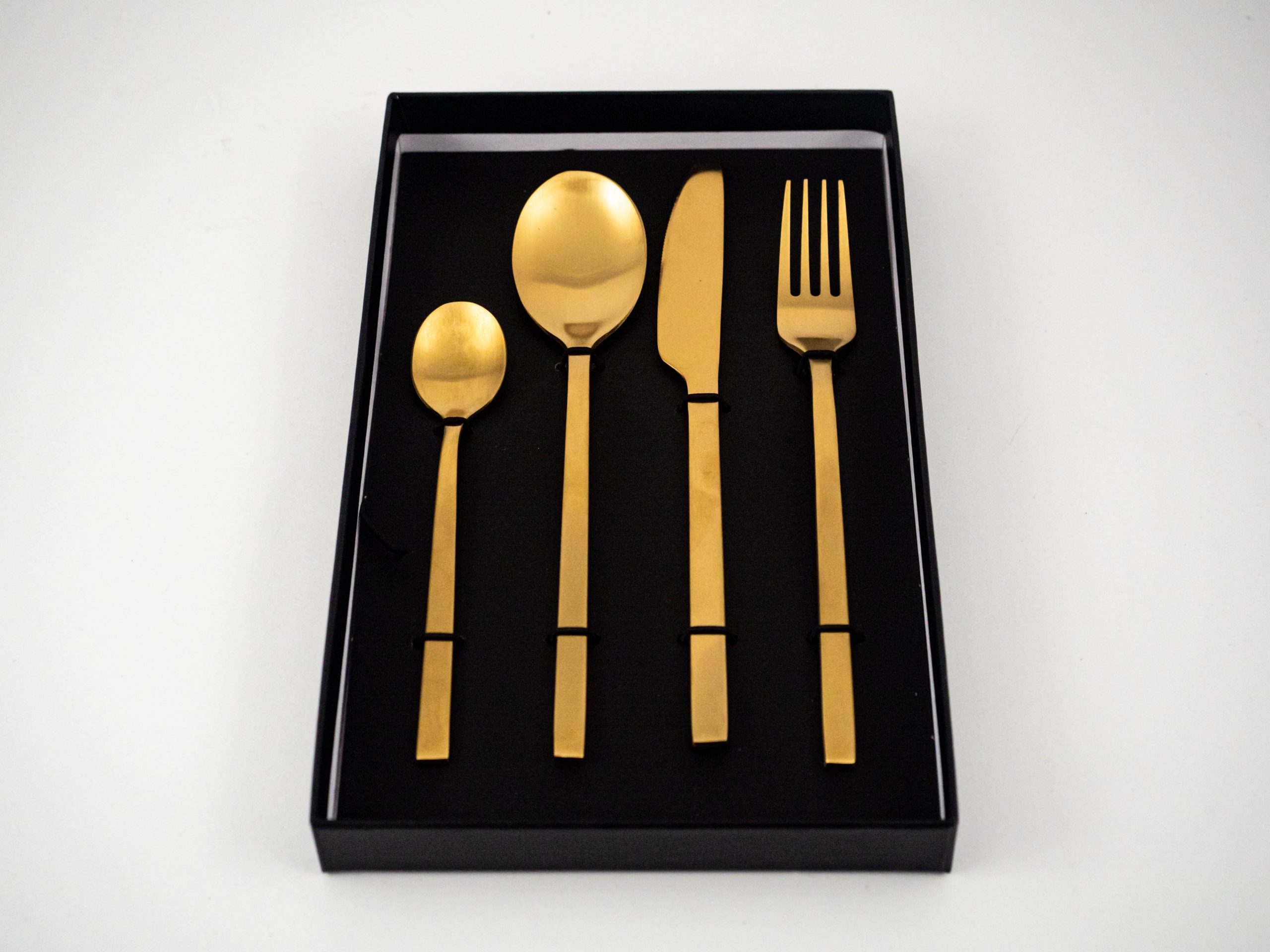 Įrankių komplektas ,,Golden Cutlery“